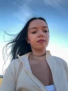 Snapshot of Vanesskaa chatting on July 11, 2026, 7:03 pm Vanesskaa online show from July 11, 2026, 7:03 pm