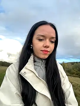 Snapshot of Vanesskaa chatting on October 20, 2025, 4:07 pm Vanesskaa online show from October 20, 2025, 4:07 pm