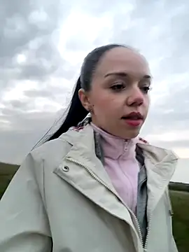 Snapshot of Vanesskaa chatting on October 18, 2025, 4:53 pm Vanesskaa online show from October 18, 2025, 4:53 pm