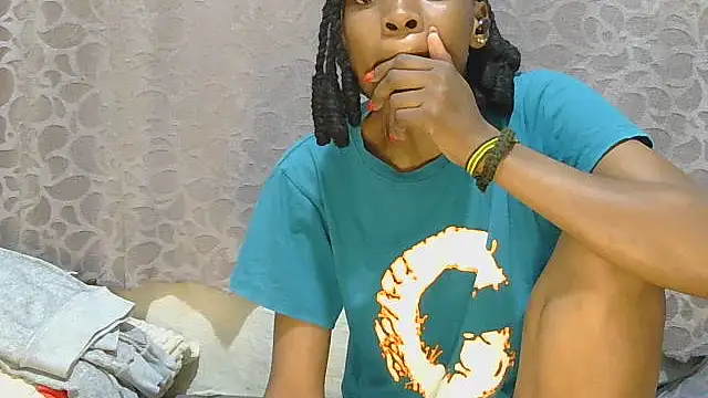 slim girl02 online show from May 22, 2026, 5:38 am