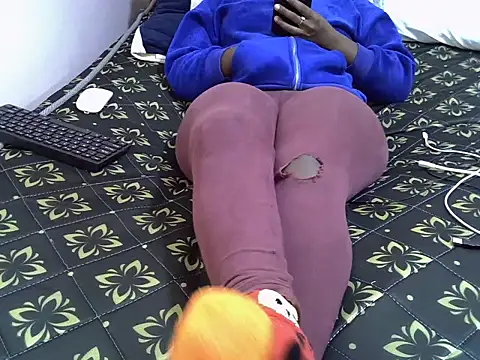 Snapshot of winnie254 chatting on March 6, 2026, 4:18 am winnie254 online show from March 6, 2026, 4:18 am