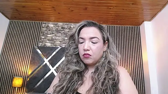 Snapshot of marie_hss chatting on February 19, 2026, 7:55 pm marie hss online show from February 19, 2026, 7:55 pm