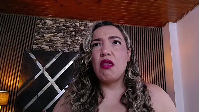 Snapshot of marie_hss chatting on February 12, 2026, 8:08 pm marie hss online show from February 12, 2026, 8:08 pm