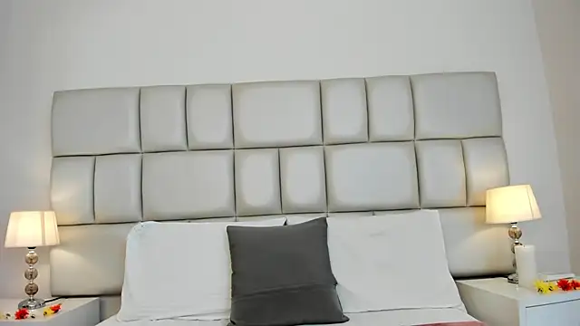 DojaAissha online show from March 11, 2025, 7:03 pm