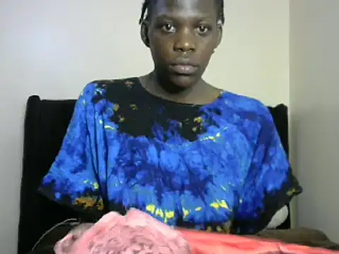 Snapshot of Moniklavy chatting on February 12, 2025, 11:51 pm Moniklavy online show from February 12, 2025, 11:51 pm