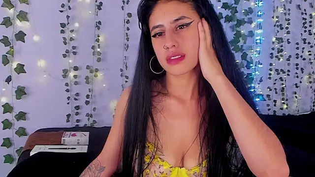 Natasha Nasty2 online show from January 25, 2025, 7:06 am