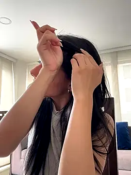 Liissa cute  online show from October 10, 2025, 7:04 pm