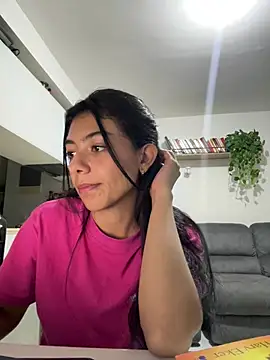 Snapshot of Liissa_cute_ chatting on March 22, 2025, 12:17 am Liissa cute online show from March 22, 2025, 12:17 am