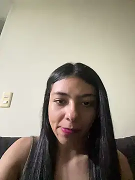 Snapshot of Liissa_cute_ chatting on January 6, 2025, 11:19 pm Liissa cute online show from January 6, 2025, 11:19 pm