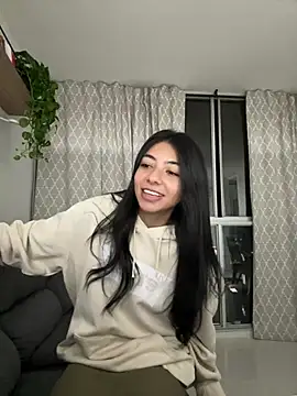 Snapshot of Liissa_cute_ chatting on March 18, 2025, 12:19 am Liissa cute online show from March 18, 2025, 12:19 am