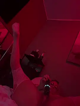 Snapshot of Marilin33 chatting on February 27, 2026, 3:40 am Marilin33 online show from February 27, 2026, 3:40 am