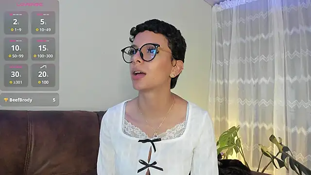 peyton golden1 online show from February 8, 2025, 7:15 am