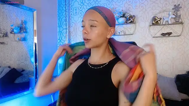 peyton golden1 online show from September 21, 2025, 3:33 am