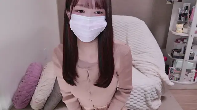 Snapshot of TsukasaSakai chatting on January 14, 2025, 2:22 pm TsukasaSakai online show from January 14, 2025, 2:22 pm