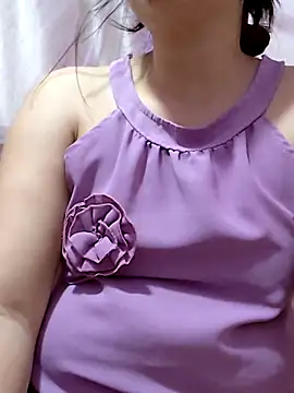 Snapshot of _Mira_69_ chatting on January 8, 2026, 4:02 pm Mira 69 online show from January 8, 2026, 4:02 pm