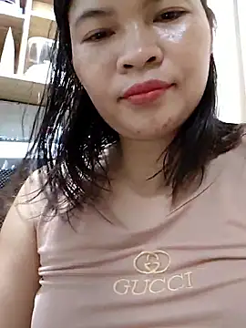 Snapshot of _Mira_69_ chatting on December 16, 2025, 5:11 am Mira 69 online show from December 16, 2025, 5:11 am