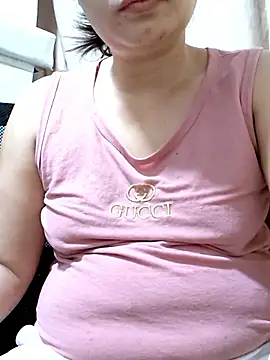 Snapshot of _Mira_69_ chatting on December 2, 2025, 10:11 pm Mira 69 online show from December 2, 2025, 10:11 pm