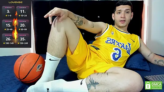 Noha white online show from November 21, 2025, 7:02 pm