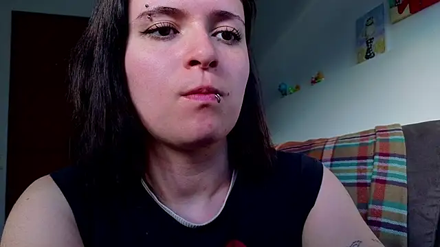 NEXT DOOR GIRL  online show from April 9, 2026, 10:38 pm