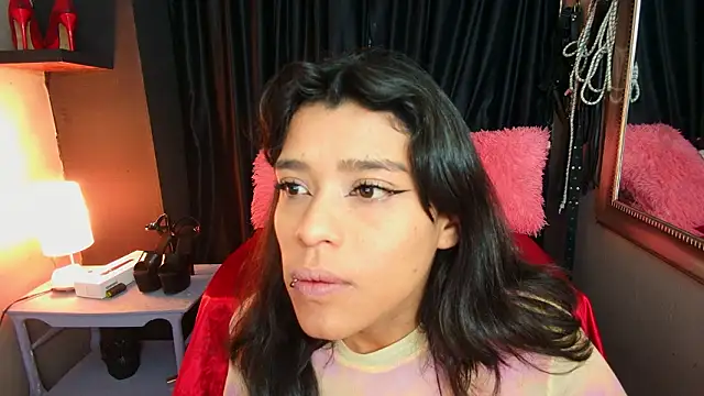 AvaLusty online show from February 7, 2026, 3:20 pm