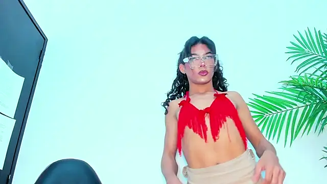 Snapshot of Briyit_Doll chatting on January 31, 2025, 10:31 am Briyit Doll online show from January 31, 2025, 10:31 am