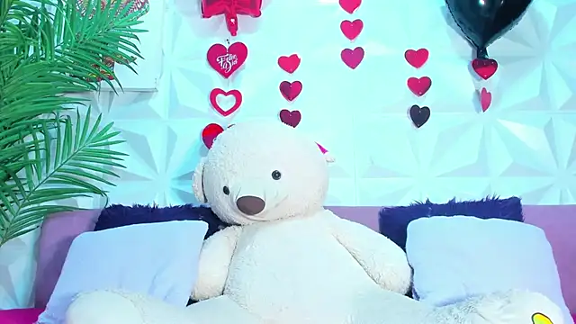 Snapshot of Briyit_Doll chatting on March 27, 2026, 3:15 am Briyit Doll online show from March 27, 2026, 3:15 am