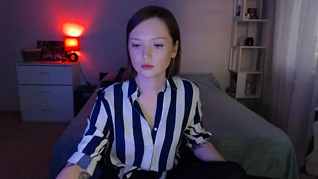 Snapshot of Allaria chatting on April 5, 2026, 3:30 pm Allaria online show from April 5, 2026, 3:30 pm