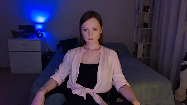 Snapshot of Allaria chatting on June 16, 2026, 6:52 pm Allaria online show from June 16, 2026, 6:52 pm