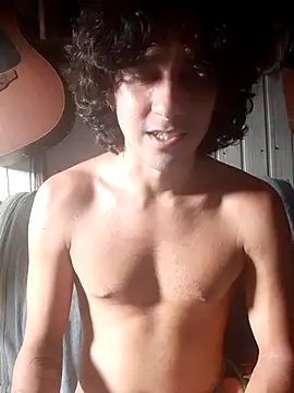 pedrodavid  online show from May 29, 2026, 9:21 pm