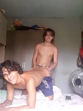 Snapshot of pedrodavid_ chatting on March 11, 2026, 8:03 pm pedrodavid online show from March 11, 2026, 8:03 pm