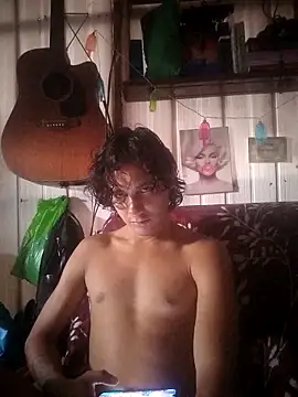 Snapshot of pedrodavid_ chatting on March 6, 2026, 4:57 pm pedrodavid online show from March 6, 2026, 4:57 pm