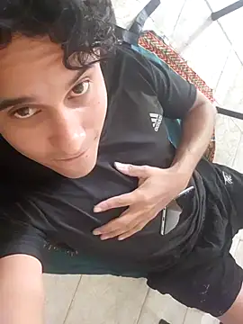 Snapshot of pedrodavid_ chatting on March 25, 2026, 2:05 pm pedrodavid online show from March 25, 2026, 2:05 pm