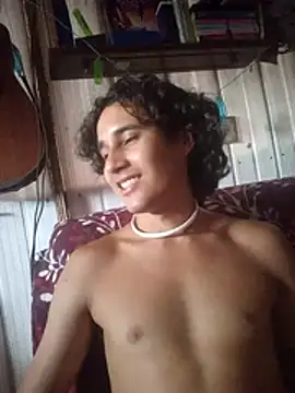 Snapshot of pedrodavid_ chatting on March 8, 2026, 7:39 pm pedrodavid online show from March 8, 2026, 7:39 pm