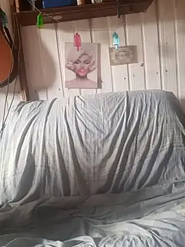 Snapshot of pedrodavid_ chatting on April 11, 2026, 7:28 pm pedrodavid online show from April 11, 2026, 7:28 pm