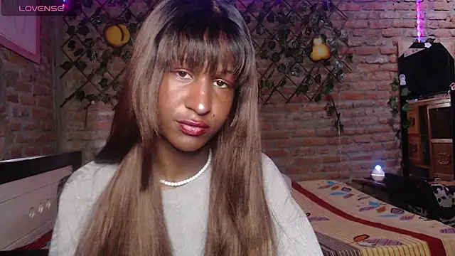 Snapshot of Angell_Dustt_ chatting on March 25, 2026, 9:35 pm Angell Dustt online show from March 25, 2026, 9:35 pm