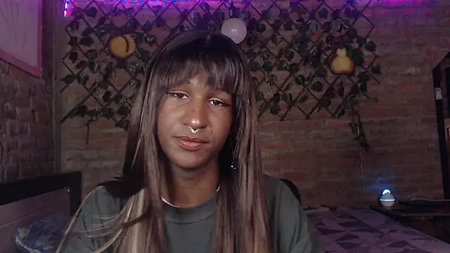 Snapshot of Angell_Dustt_ chatting on February 25, 2026, 3:18 am Angell Dustt online show from February 25, 2026, 3:18 am