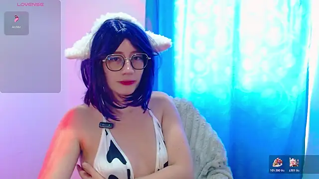 mariana124- online show from February 16, 2026, 8:51 pm