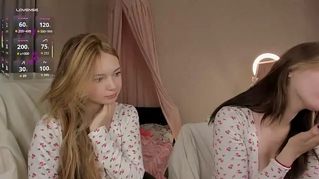 Snapshot of Vanessa_Walters chatting on October 12, 2025, 2:57 am Vanessa Walters online show from October 12, 2025, 2:57 am