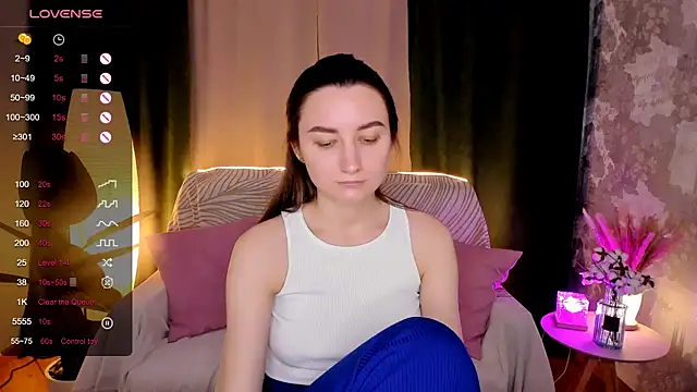 Snapshot of annacooleman chatting on October 9, 2025, 2:12 am annacooleman online show from October 9, 2025, 2:12 am