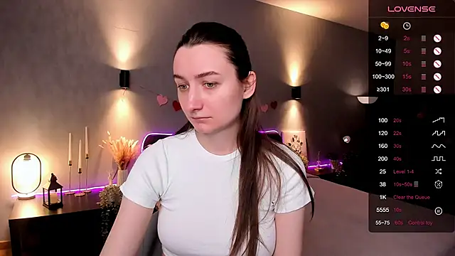 Snapshot of annacooleman chatting on April 21, 2026, 2:03 am annacooleman online show from April 21, 2026, 2:03 am