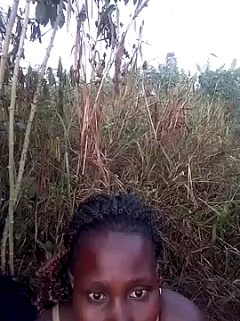 Snapshot of Sherry_she chatting on February 13, 2025, 4:00 am Sherry she online show from February 13, 2025, 4:00 am