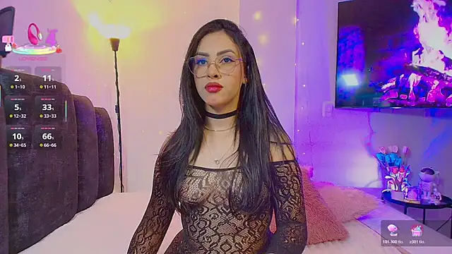 Maya Bluee online show from April 23, 2026, 8:10 pm