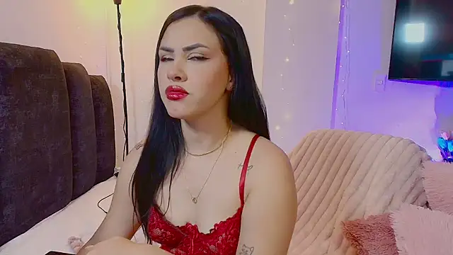 Maya Bluee online show from May 6, 2026, 8:13 pm