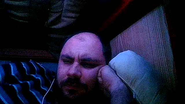 Snapshot of ZARRENAAR3 chatting on February 3, 2025, 10:43 pm ZARRENAAR3 online show from February 3, 2025, 10:43 pm