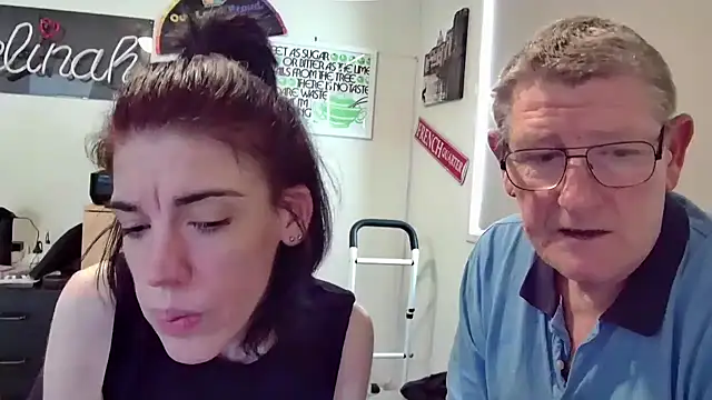 Snapshot of MelinahViking chatting on November 22, 2025, 4:00 am MelinahViking online show from November 22, 2025, 4:00 am