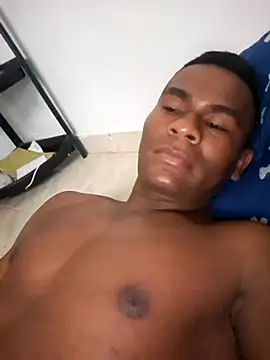 Snapshot of alexsadre chatting on October 18, 2025, 7:16 pm alexsadre online show from October 18, 2025, 7:16 pm