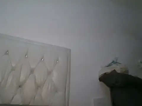 Candykitten online show from March 14, 2025, 6:50 pm