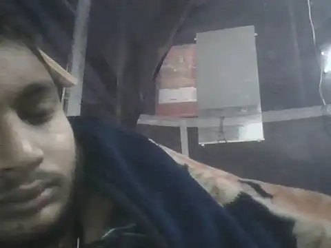 Snapshot of ShivamFactor3 chatting on October 24, 2025, 1:37 am ShivamFactor3 online show from October 24, 2025, 1:37 am