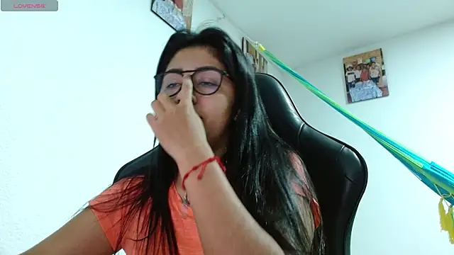 danna peterson1 online show from February 18, 2026, 11:45 pm