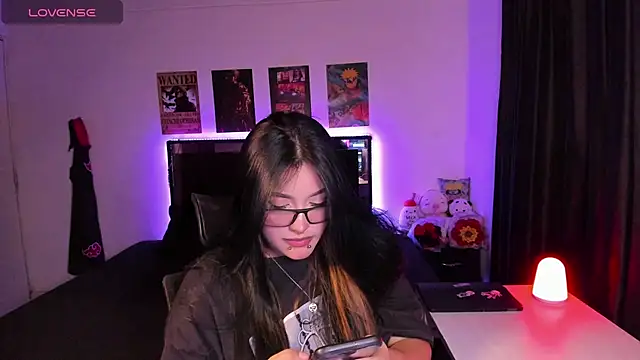 Snapshot of Mariana_Hasper_ chatting on February 12, 2026, 2:22 am Mariana Hasper online show from February 12, 2026, 2:22 am